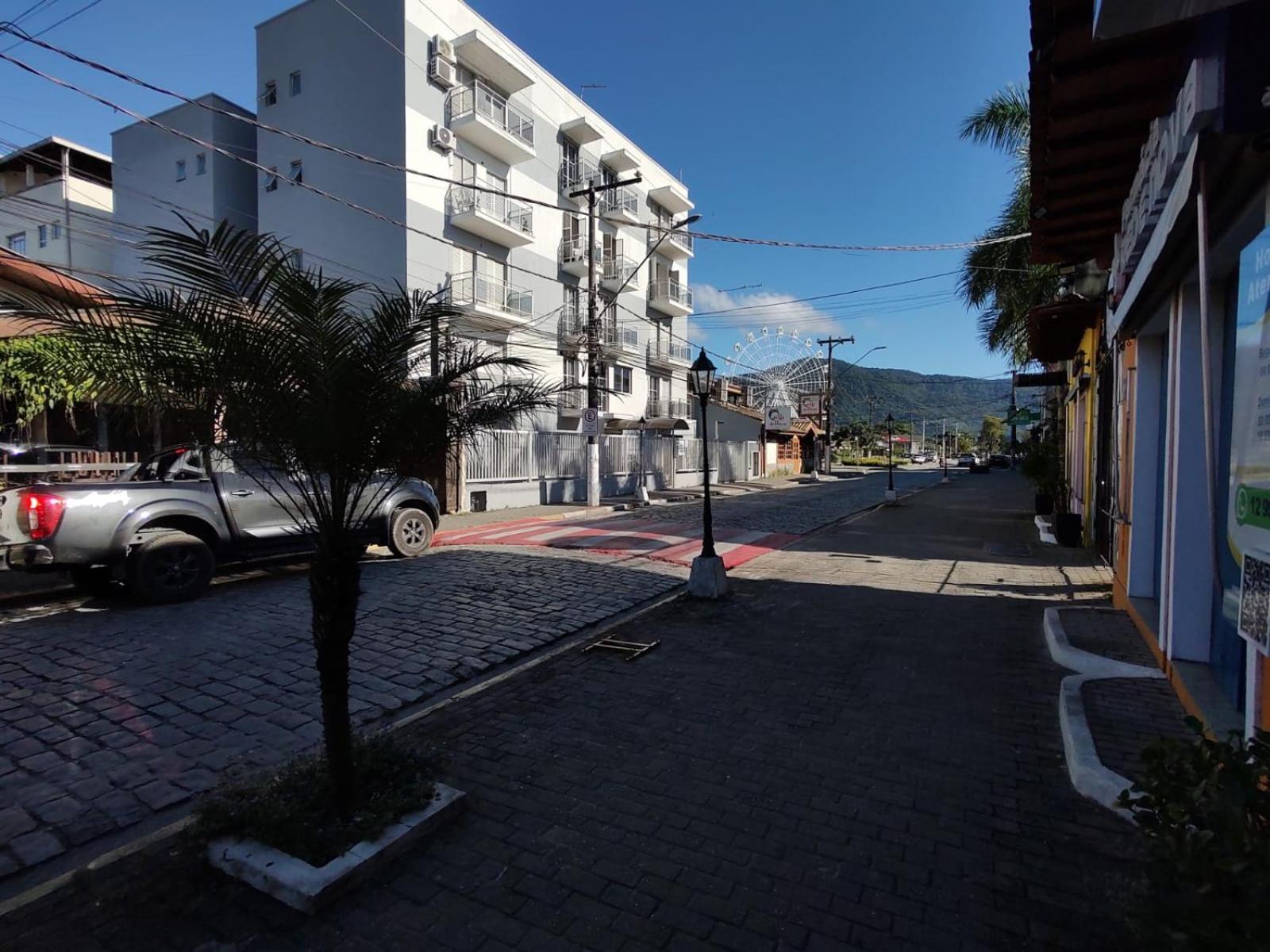 Agito E Sossego Na Rua Mais Charmosa De Ubatuba Pelo Google المظهر الخارجي الصورة